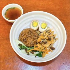 R03 酱香菇菌香茶饭 STIR-FRIED MUSHROOM TEA RICE