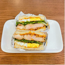 C01 原味鸡肉面包 ORIGINAL CHICKEN WITH BREAD